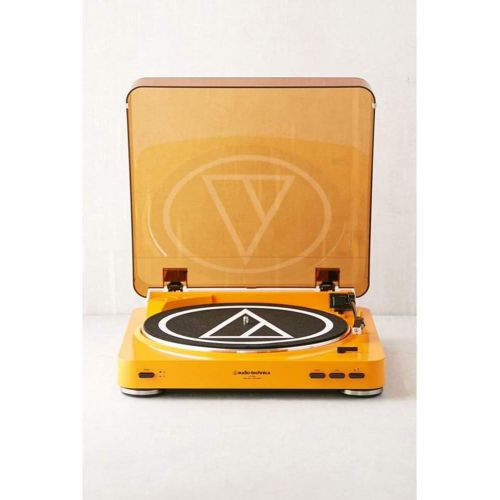 오디오테크니카 Audio-Technica Fully Automatic Stereo Turntable System Orange (AT-LP60OR) + Universal 12 Silicone Rubber Turntable Platter Mat & Vinyl Record Cleaning Fluid System with Brush