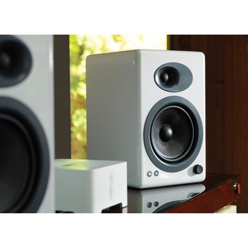  Audioengine A5+ 2-Way Bookshelf Speakers (Hi-Gloss White, Pair)