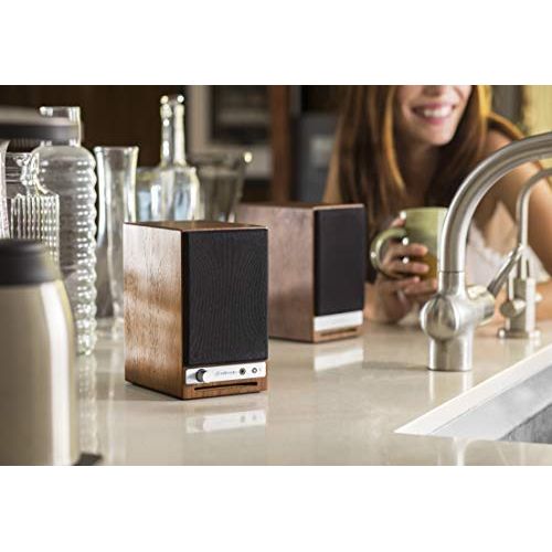  Audioengine HD3 60W Wireless Powered Desktop Speakers, Bluetooth aptX HD, USB 24-Bit DAC & Analog Amplifier (Walnut)