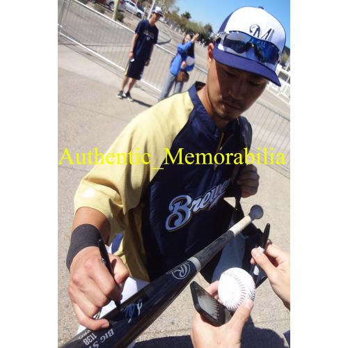  Authentic_Memorabilia Norichika Aoki Autographed Louisville Slugger Bat W/PROOF, Picture of Norichika Signing For Us, Kansas City Royals, Milwaukee Brewers, Team Japan, World Baseball Classic, Team Japa