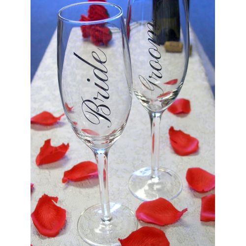  [아마존베스트]BANBERRY DESIGNS Bride and Groom Champagne Glasses - Set of 2 Elegant Toasting Flutes - Silver Wedding Champagne Glass Set - Wedding Glasses