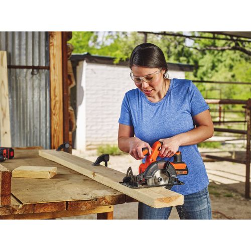  BLACK+DECKER 20-Volt Max Lithium-Ion Cordless 5-12-Inch Circular Saw, Battery Included, Bdccs20C