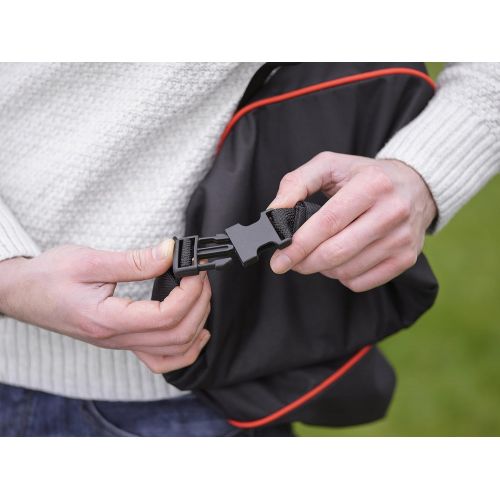  Black+Decker GWBP1-XJ Catcher Backpack (Includes Flexible Suction Hose, 72L Capacity, Compatible with These Leaf Vacuums: GW2810, GW2838, GW3030, GW3031BP, GW3050) GWBP1