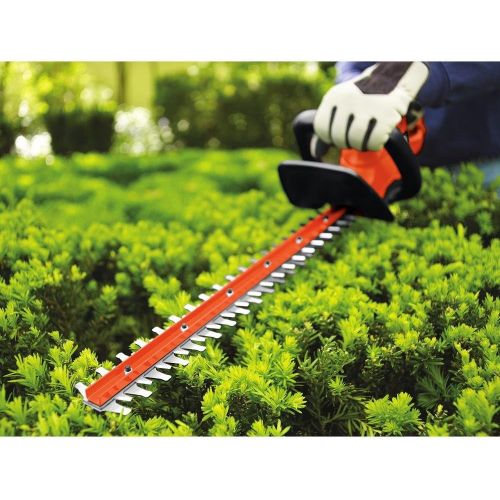  BLACK+DECKER HT20 3.8-Amp Hedge Trimmer, 20-Inch