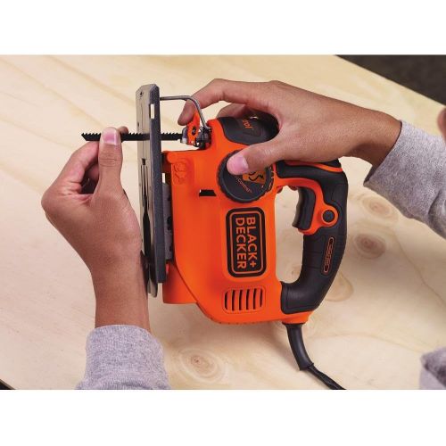  [아마존베스트]BLACK+DECKER Jig Saw, Smart Select, 5.0-Amp with IRWIN QUICK-GRIP Clamps, One-Handed, Mini Bar, 6-Inch, 4-Pack (BDEJS600C & 1964758)