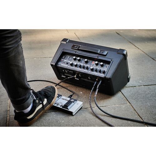  BOSS CUBE Street II Battery-Powered Stereo Amplifier (Black)
