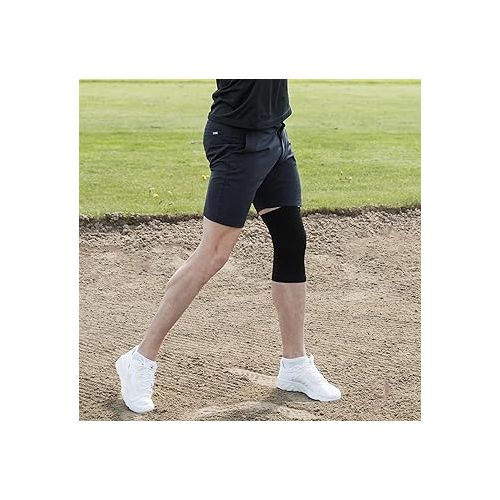  Back on Track Unisex Physio Knee Brace - Support 4-Way Stretch Welltex Supportive Brace for Running, Working Out, Weight Lifting, Sports and Recovery Support, Black, M