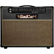 Bad Cat},description:Sharing the lineage and design of the award-winning Hot Cat 30, only in a 15W, club-friendly platform. It features two channels running into a dual EL84, Class