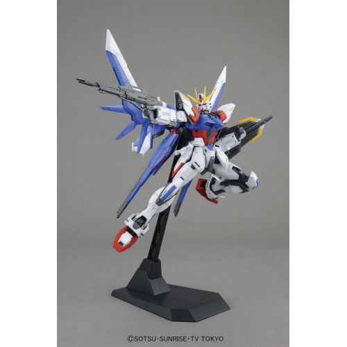 반다이 Bandai Hobby MG Build Strike Gundam Full Package Model Kit (1100 Scale)