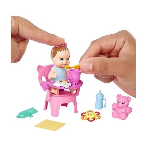 바비 Barbie Skipper Babysitters Inc Baby Small Doll & Accessories, First Tooth Playset with Appearing & Disappearing Tooth