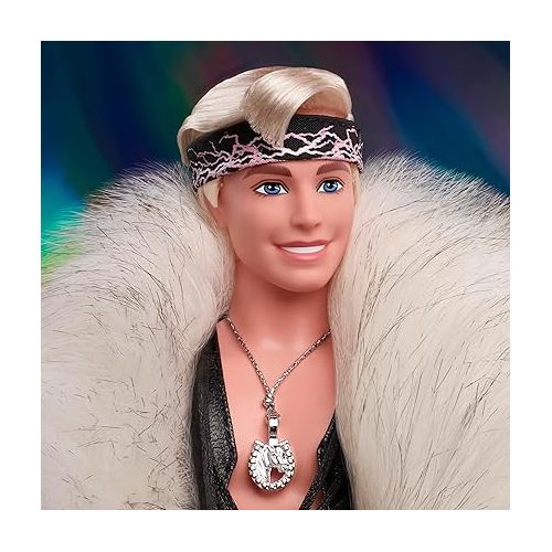 바비 Barbie The Movie Collectible Ken Doll Wearing Big Faux Fur Coat & Black Fringe Vest with Bandana (Amazon Exclusive)