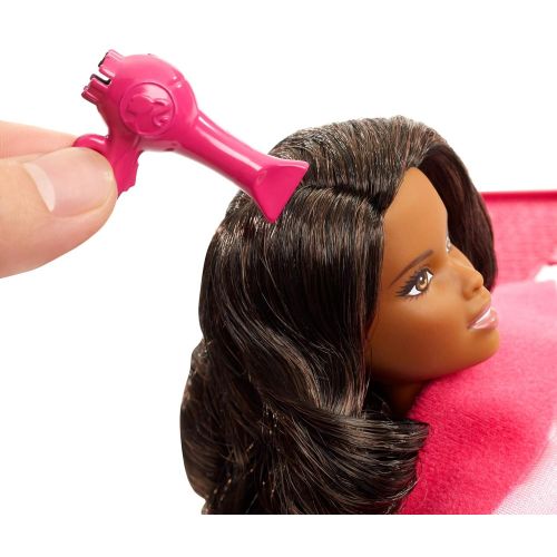 바비 Barbie Metiers Coffret Salon de Beaute et de coiffure avec poupee brune et accessoires inclus, jouet pour enfant, FJB37