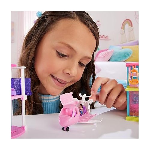 바비 Barbie Mini BarbieLand Doll & Toy Vehicle Set, 1.5-inch Doll & DreamPlane with Working Doors & Color-Change Surprise