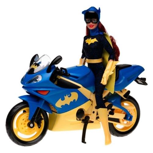 바비 Barbie as Batgirl on Motorcycle