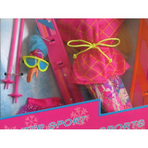 바비 Barbie Winter Sport BARBIE Doll Set w Skis & MORE! (1994)