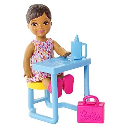 바비 Barbie Careers Teacher Nikki Doll and Playset