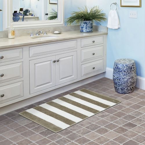  Beach Stripe Bath Rug