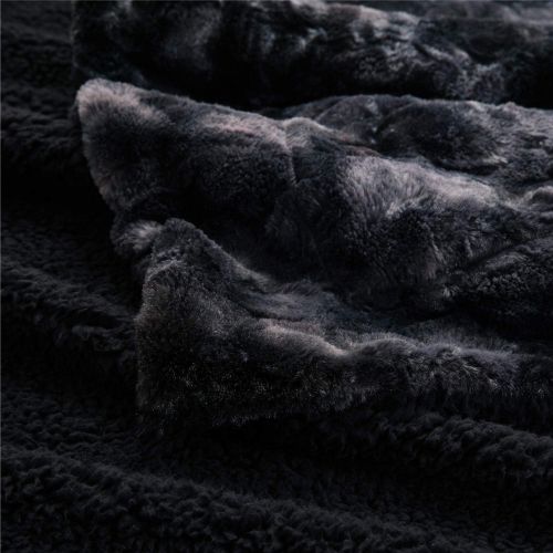  [아마존 핫딜] Bedsure Super Soft Fuzzy Faux Fur Reversible Tie-dye Sherpa Twin Size Throw Blanket for Sofa, Couch and Bed - Plush Fluffy Fleece Blanket as Gifts (60x80 inches, Black)