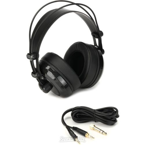  Behringer BH40 Premium Circum-Aural Closed-back Headphones