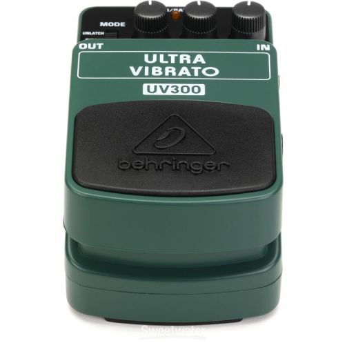  Behringer UV300 Ultra Vibrato Pedal
