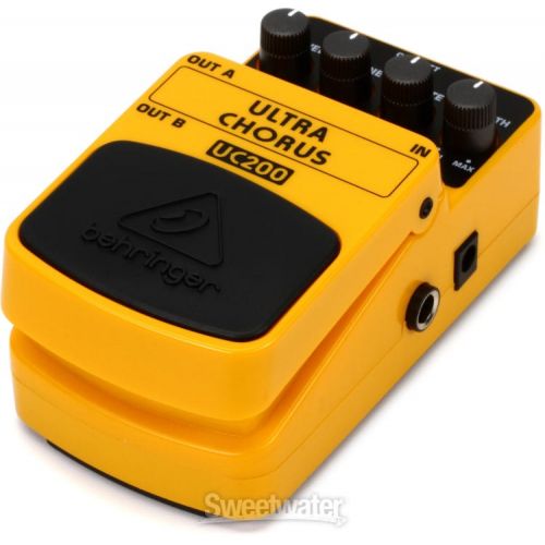  Behringer UC200 Ultra Chorus Pedal