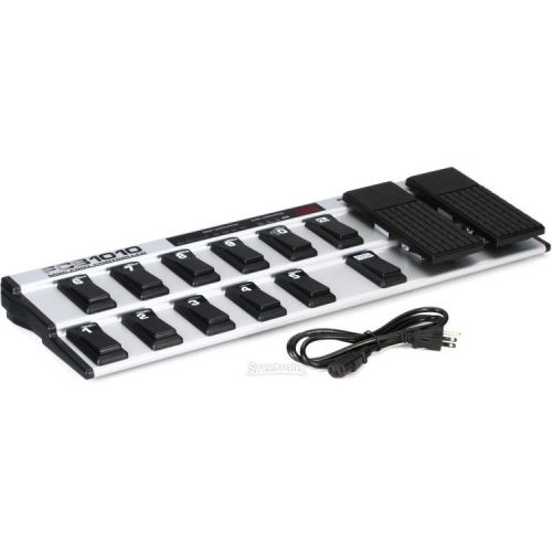  Behringer FCB1010 MIDI Foot Controller