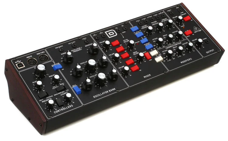  Behringer Model D Analog Synthesizer