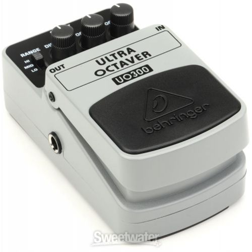  Behringer UO300 Ultra Octaver Pedal