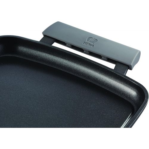  Beka Teppanyaki Platte PLANCHA Antihaftbeschichtete Grillplatte 47 cm flach, inklusive Silikongriffe, Aluminium, Schwarz