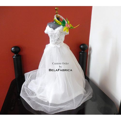  BelaFabrica Custom Bridal Centerpiece Cake Table Decoration Cake Topper Shower Gift Table Wedding Dress Replica Miniature Barbie Floral Wreath Doll Gift for NewlyWeds 16 Scale Keepsake Off-Sh