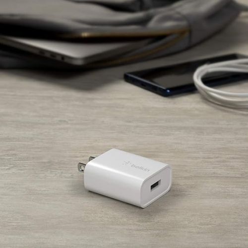 벨킨 Belkin Quick Charge Charger (Qualcomm Quick Charge 3.0 Charger, USB Charger for Quick Charge Devices, Note9, S9, S8, S7, S6, More) USB Wall Charger, White, WCA001dqWH