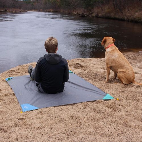  Bentley Outdoors Pocket Blanket (55x 60)- for The Beach, Hiking, Travel, and Adventure as a Sand Blanket, Picnic Mat, and Sand Mat: Packable Blanket w/Bag for Travel and Stakes to