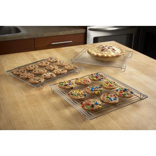  Betty Crocker Expandable Cooling Rack