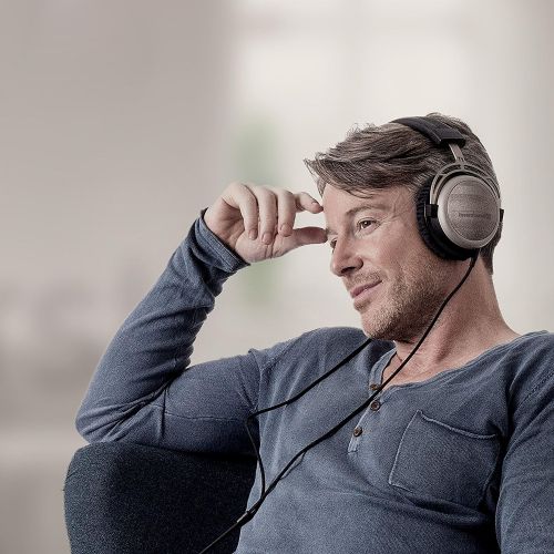  Beyerdynamic beyerdynamic T1 2nd Generation Audiophile Stereo Headphones with Dynamic Semi-Open Design (Black)