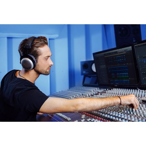  Beyerdynamic beyerdynamic DT 880 PRO semi-open Studio Headphone