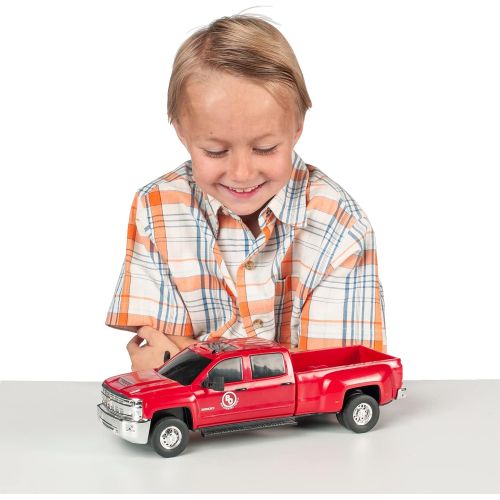  Big Country Toys Chevrolet Silverado - 1:20 Scale - Farm Toys - Toy Truck with Gooseneck Hitch