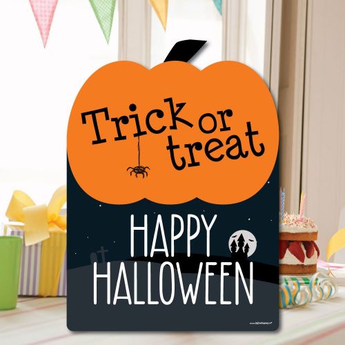  Big Dot of Happiness Trick or Treat - Outdoor Halloween Decorations - Happy Halloween Yard Sign - Welcome Yard Sign