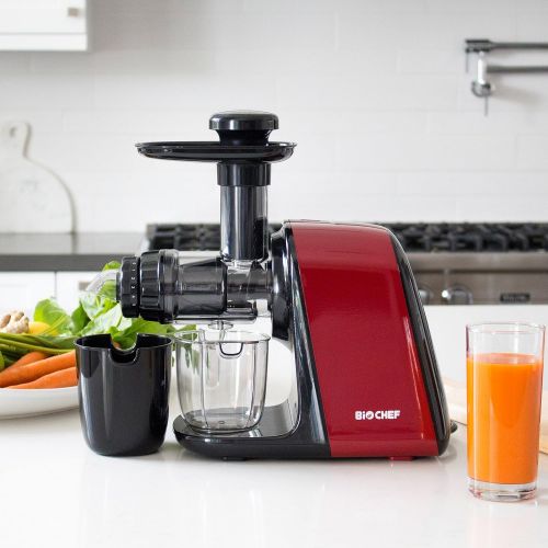  [아마존베스트]BioChef Axis Compact Juicer/Slow Juicer/Horizontal Juicer, 150 Watt & 80 RPM: The Ultimate Wheatgrass and Leaf Vegetable Juicer (Red)