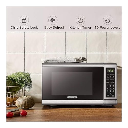  BLACK+DECKER EM720CB7 Digital Microwave Oven with Turntable Push-Button Door, Child Safety Lock, 700W, Stainless Steel, 0.7 Cu.ft