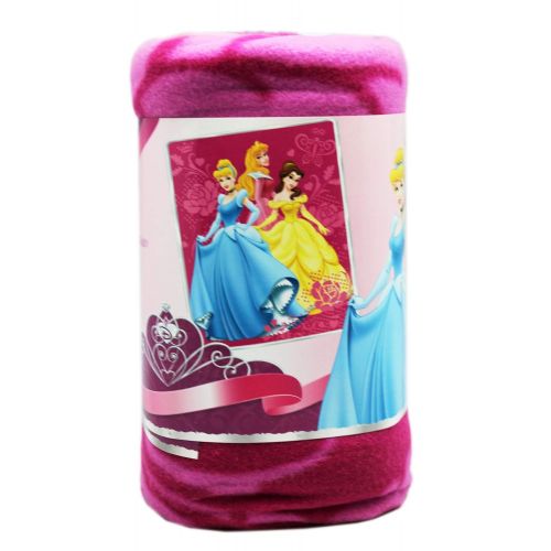  Blanket blanket Disney Princess Cinderella, Belle, and Aurora Magenta Floral Throw