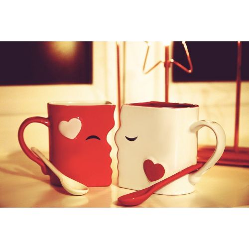  [아마존베스트]Blu Devil Kissing Mugs Set, Exquisitely Crafted Two Large Cups, Each with Matching Spoon, For Him and Her on Valentines, Birthday, Anniversary, Wedding, Engagement or Anytime a Couple Wishes