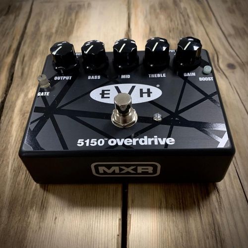  MXR EVH 5150 Overdrive Pedal with 3 Band EQ Bundle with Blucoil Slim 9V Power Supply AC Adapter, 2-Pack of Pedal Patch Cables, and 4-Pack of Celluloid Guitar Picks