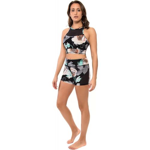  Body+Glove Body Glove Womens Bloom Spring Performance Fit Hybrid Short