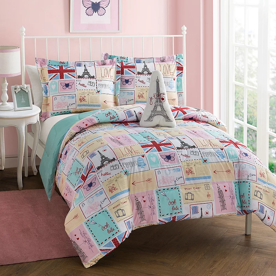  Bonjour Reversible Comforter Set in PinkSpa