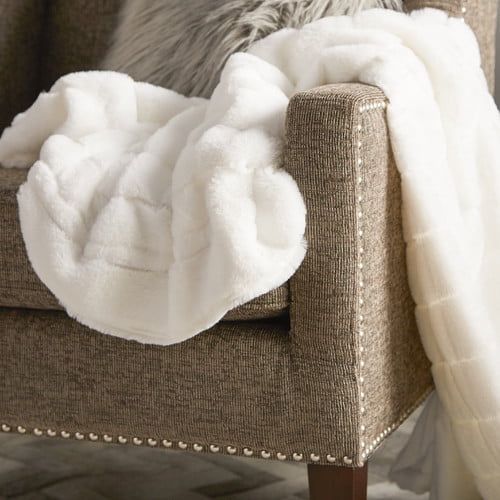 분 BOON Throw and Blanket BOON Throw & Blanket Luxury Rabbit Faux Fur Throw