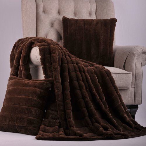 분 BOON Throw and Blanket BOON Throw & Blanket Luxury Rabbit Faux Fur Throw