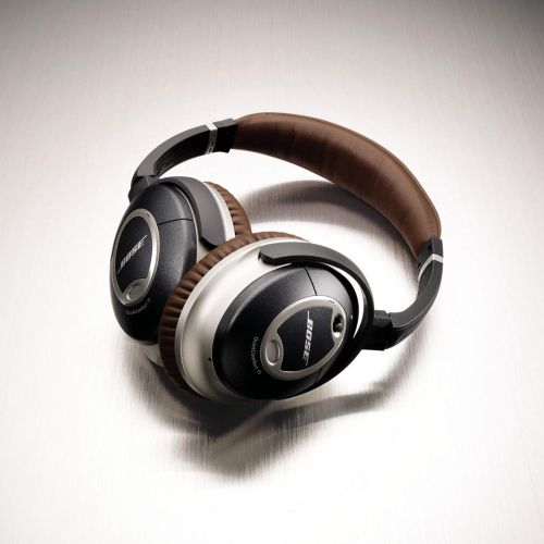 보스 Bose QuietComfort 15 Acoustic Noise Cancelling Headphones - Limited Edition (Discontinued by Manufacturer)