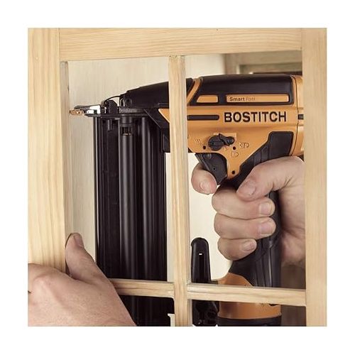  BOSTITCH Brad Nailer Kit, 18GA, Smart Point, Pneumatic (BTFP12233)