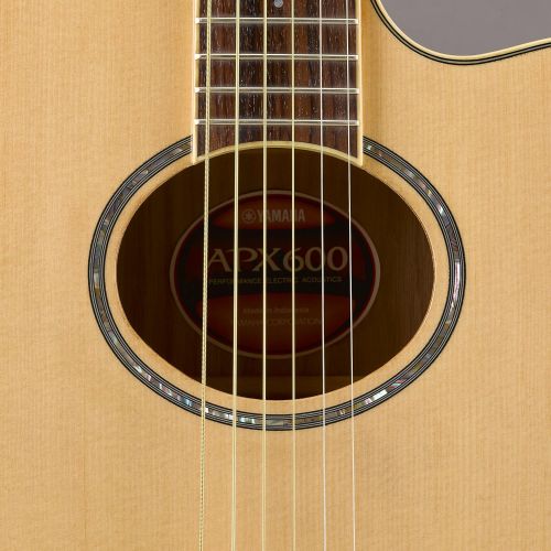 야마하 Brand: YAMAHA Yamaha APX600 NA Thin Body Acoustic-Electric Guitar, Natural