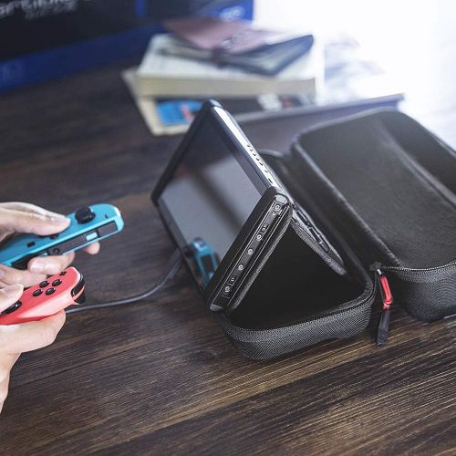  [아마존 핫딜] [아마존핫딜]Tomtoc tomtoc Travel Case Tasche fuer Nintendo Switch, Hartschale Reise Huelle mit Stander Tragetasche Aufbewahrungstasche, kompatibel mit Switch Konsole, 24 Spielkarten, Netzteil, Joy Con